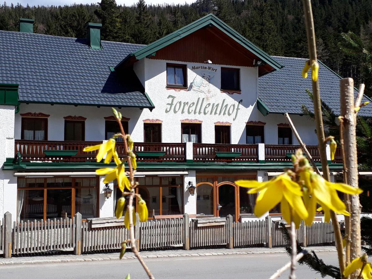 Hotel-Restaurant Forellenhof Puchberg am Schneeberg Exteriör bild