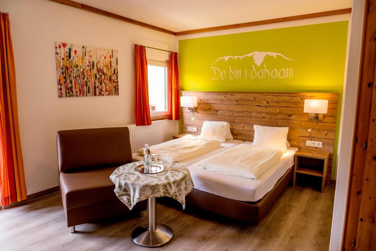 Hotel-Restaurant Forellenhof Puchberg am Schneeberg Exteriör bild